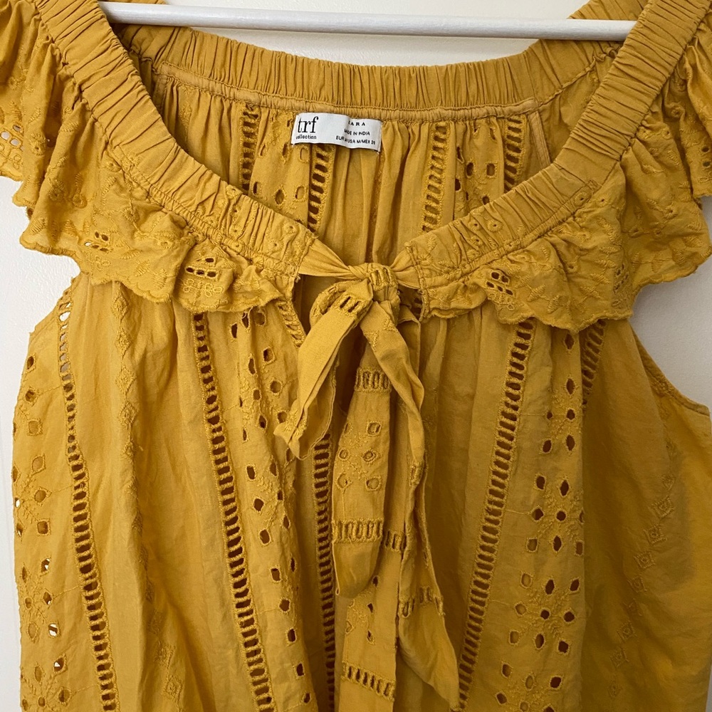 Women Sleeveless Top